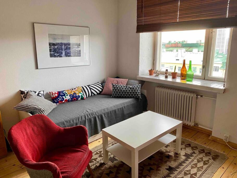 Studio Apartment, View Over The Roofs For The Sunrise Helsingfors Eksteriør bilde