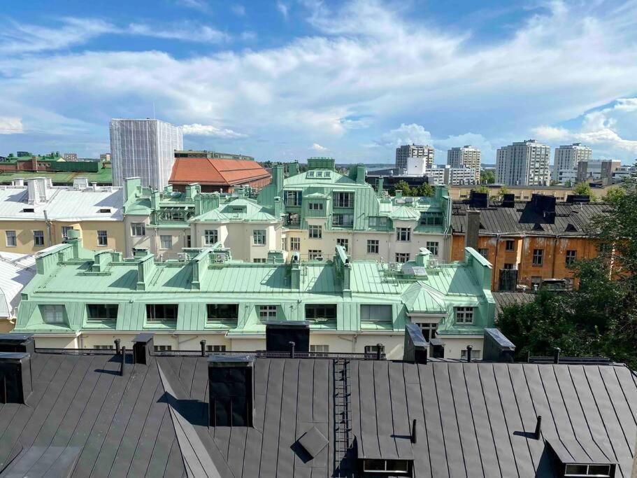 Studio Apartment, View Over The Roofs For The Sunrise Helsingfors Eksteriør bilde