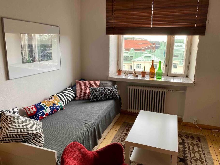 Studio Apartment, View Over The Roofs For The Sunrise Helsingfors Eksteriør bilde